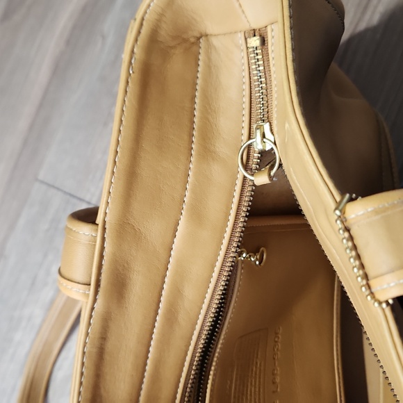 Y2K Coach Leathwr Tote Bag - Picture 6 of 7